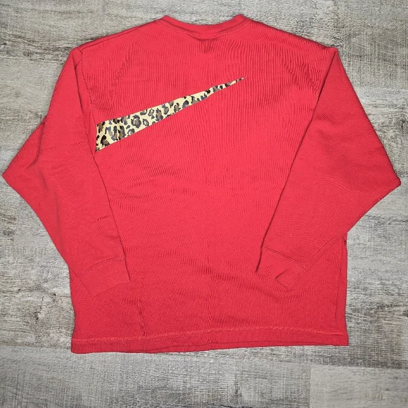 Nike Red Sweater With Leopard Accent And Matching Leggings Woman Size Small - Picture 7 of 8